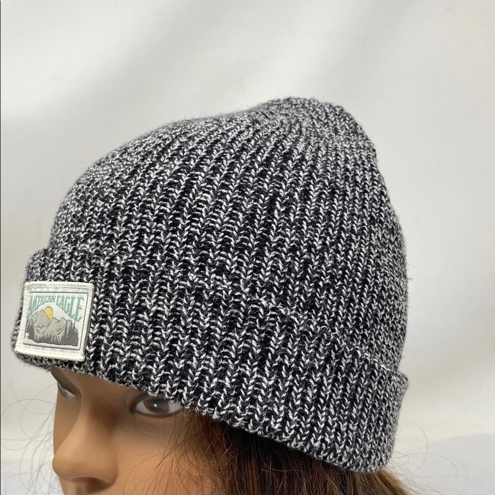 American Eagle Black White Marled Knit Beanie Hat Unisex Soft Winter Cap